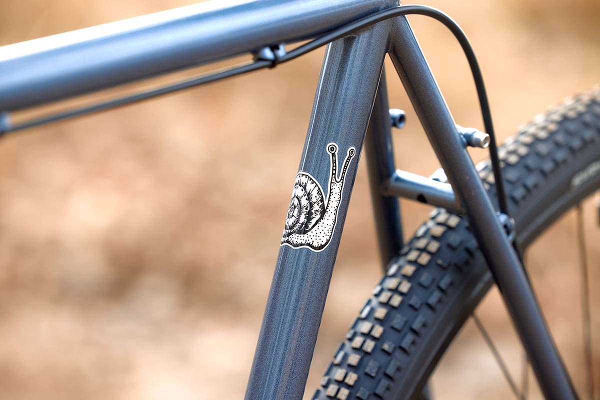 NEWカラー発売☆サーリーストラグラー | Snatch Cycles