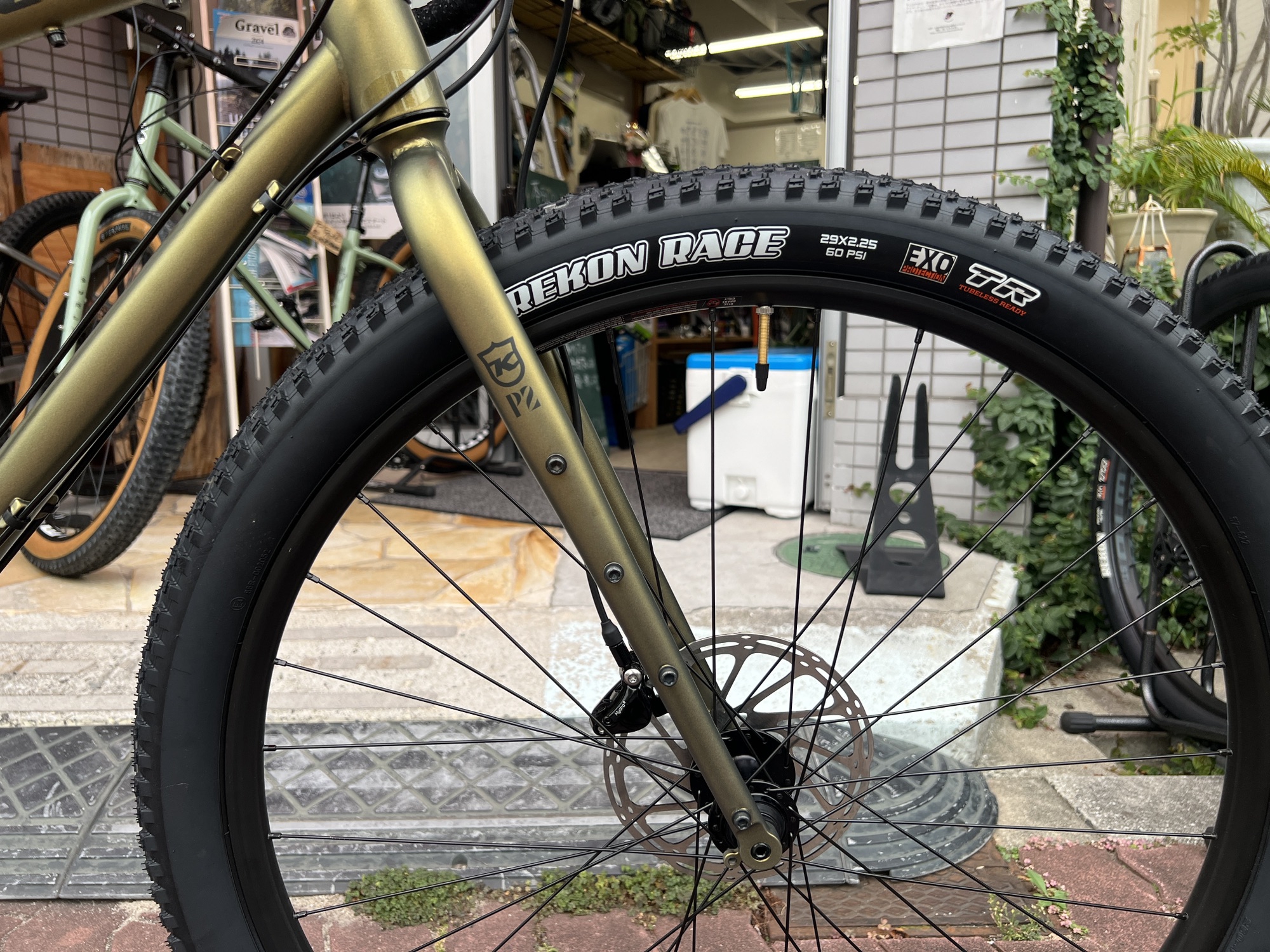 7月のおすすめ】Kona SUTRA LTD | Snatch Cycles