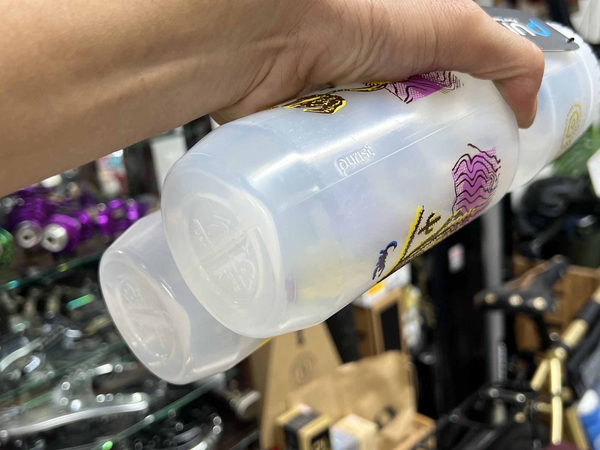 店主おすすめ、デザインボトル入荷。 | Snatch Cycles