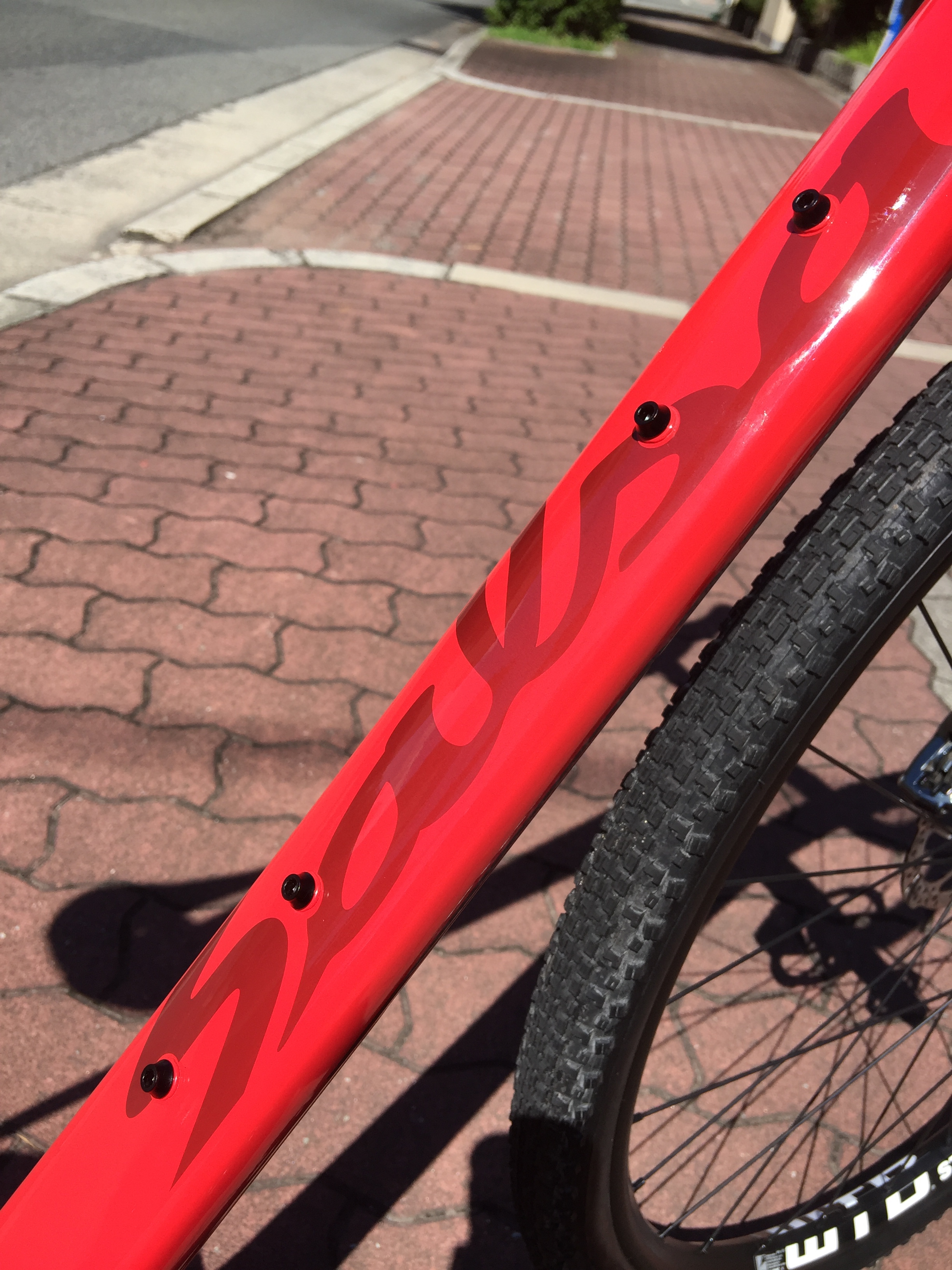 SALSA CYCLES / WARBIRD CARBON 700C | Snatch Cycles