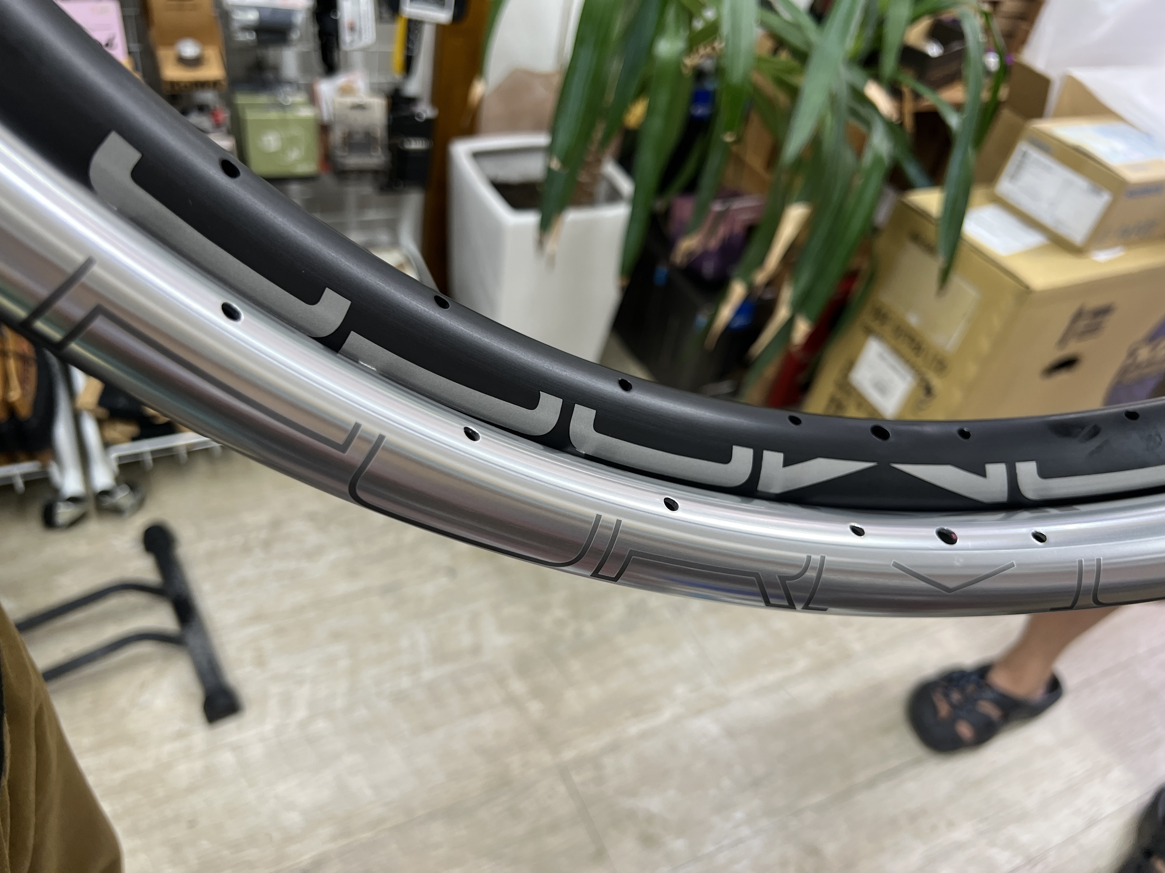 FORMOSA フォルモサ アルミリム | Snatch Cycles