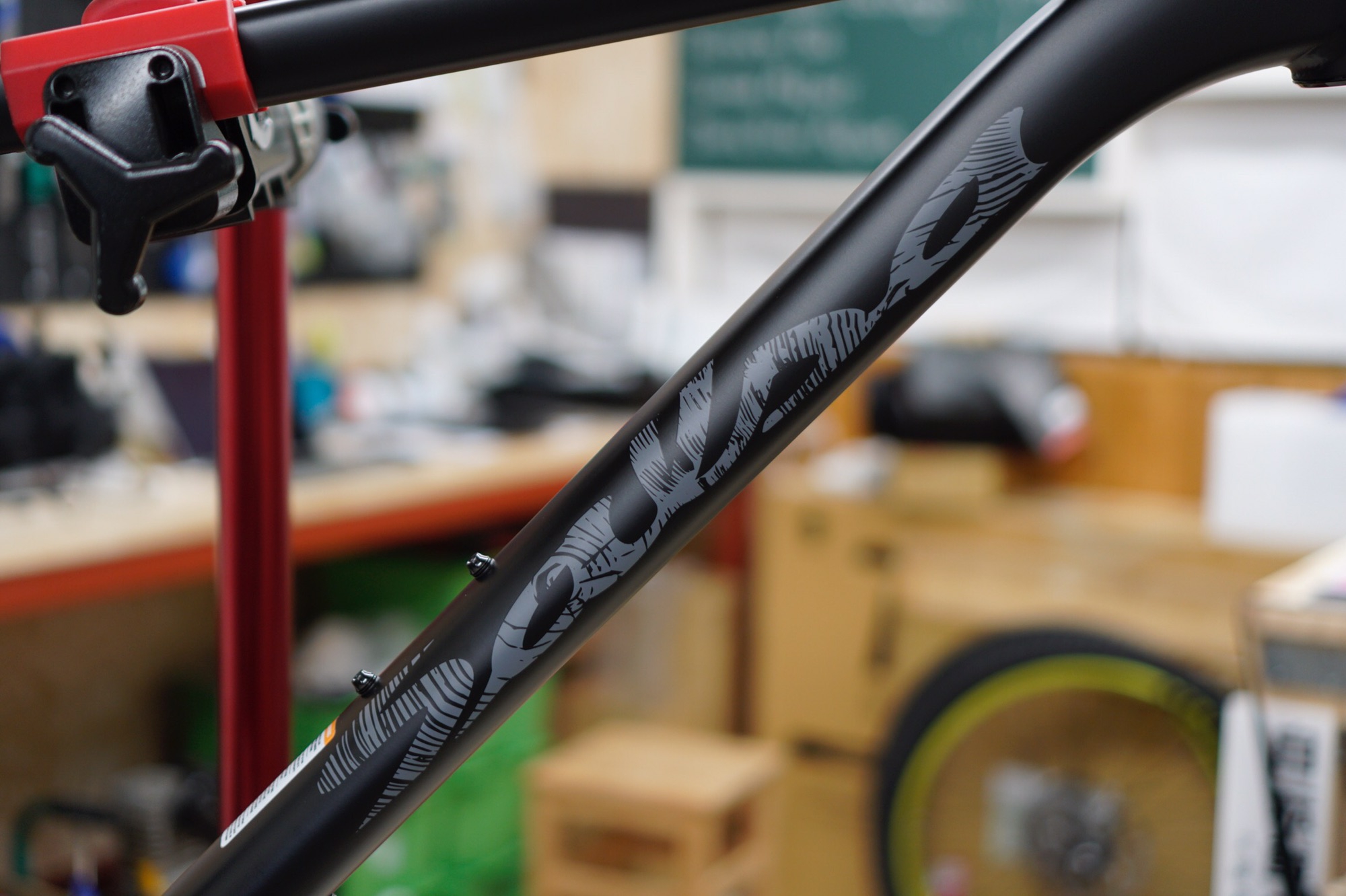 SALSA CYCLES / TIMBERJACK | Snatch Cycles