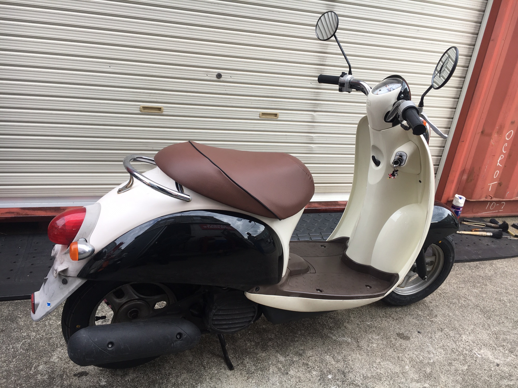 クレアスクーピー 黒 タイヤ前後新品 SOLD OUT 6万円 | 三重県桑名市の