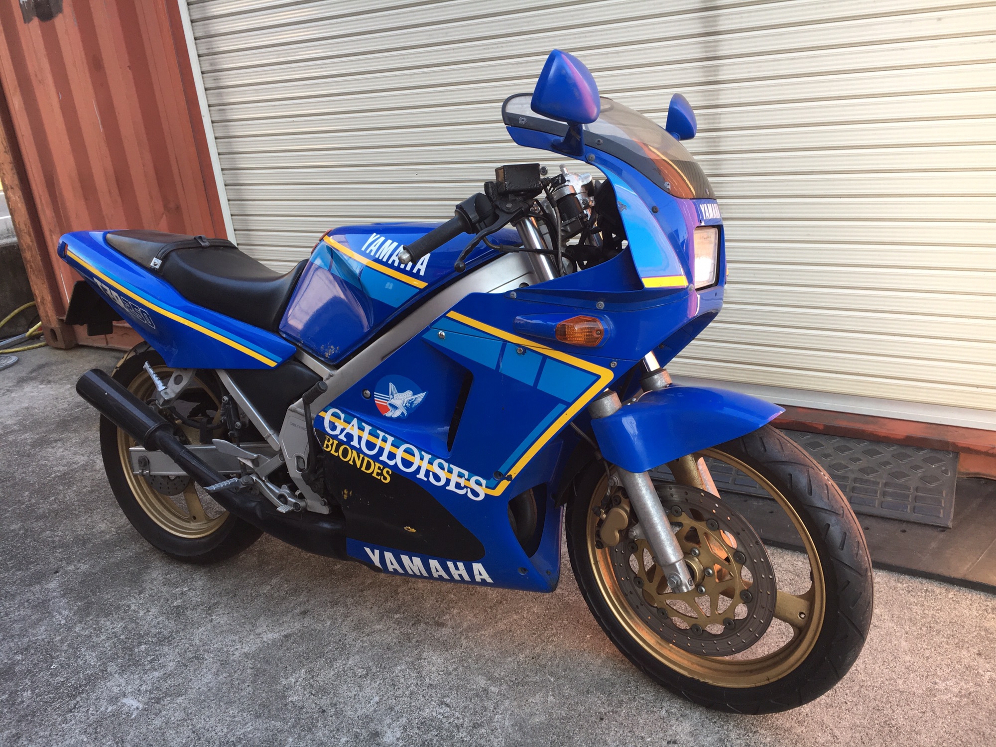 スター農機 クローラ式 肥料散布機 JXS0510 ゆうきくん