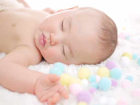 赤ちゃんの寝顔写真 京都ベビーフォトスタジオクック