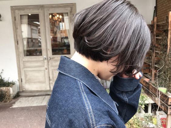 グラデーションボブとピカラ 新潟市美容室リティーク Niigatacawaii Re Tique Uta グラデーションボブとピカラ 新潟市美容室リティーク Niigatacawaii Re Tique Uta