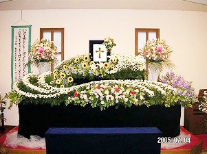 プロテスタント教会での葬儀実績が多数 クリスチャン経営者による葬儀屋 キリスト教葬儀ガイド クリスチャン葬儀社 牧師派遣