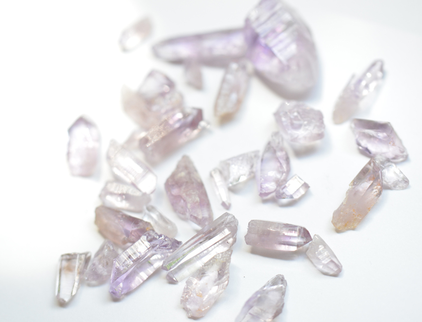 国産 雨塚山紫水晶 ピアス◇ 最新 【希少】No.18◇国産鉱物◇アメジスト/