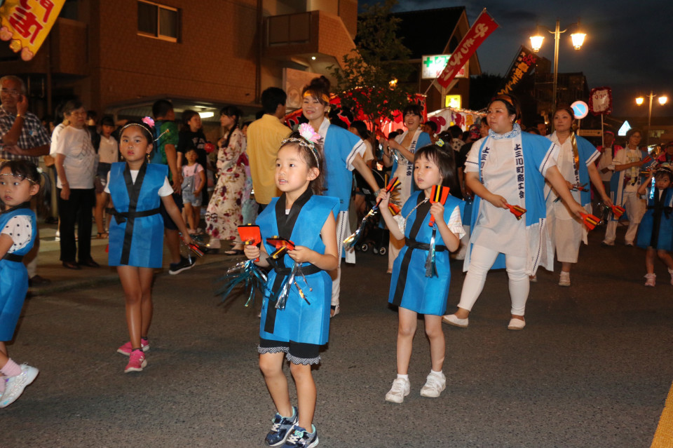 上三川よさこい祭り 上三川町商工会女性部