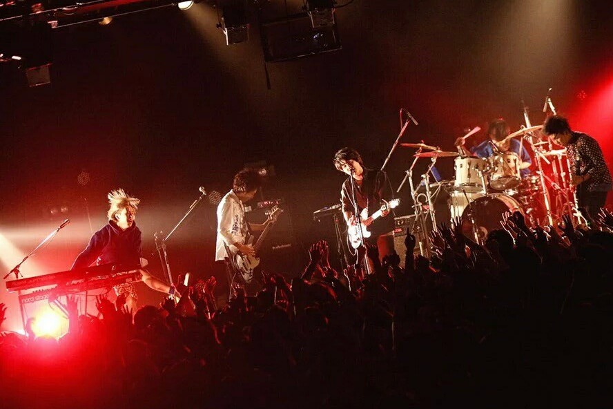 Mrs. ONEMAN TOUR ～東と名と阪～ | Mrs.GREEN APPLE