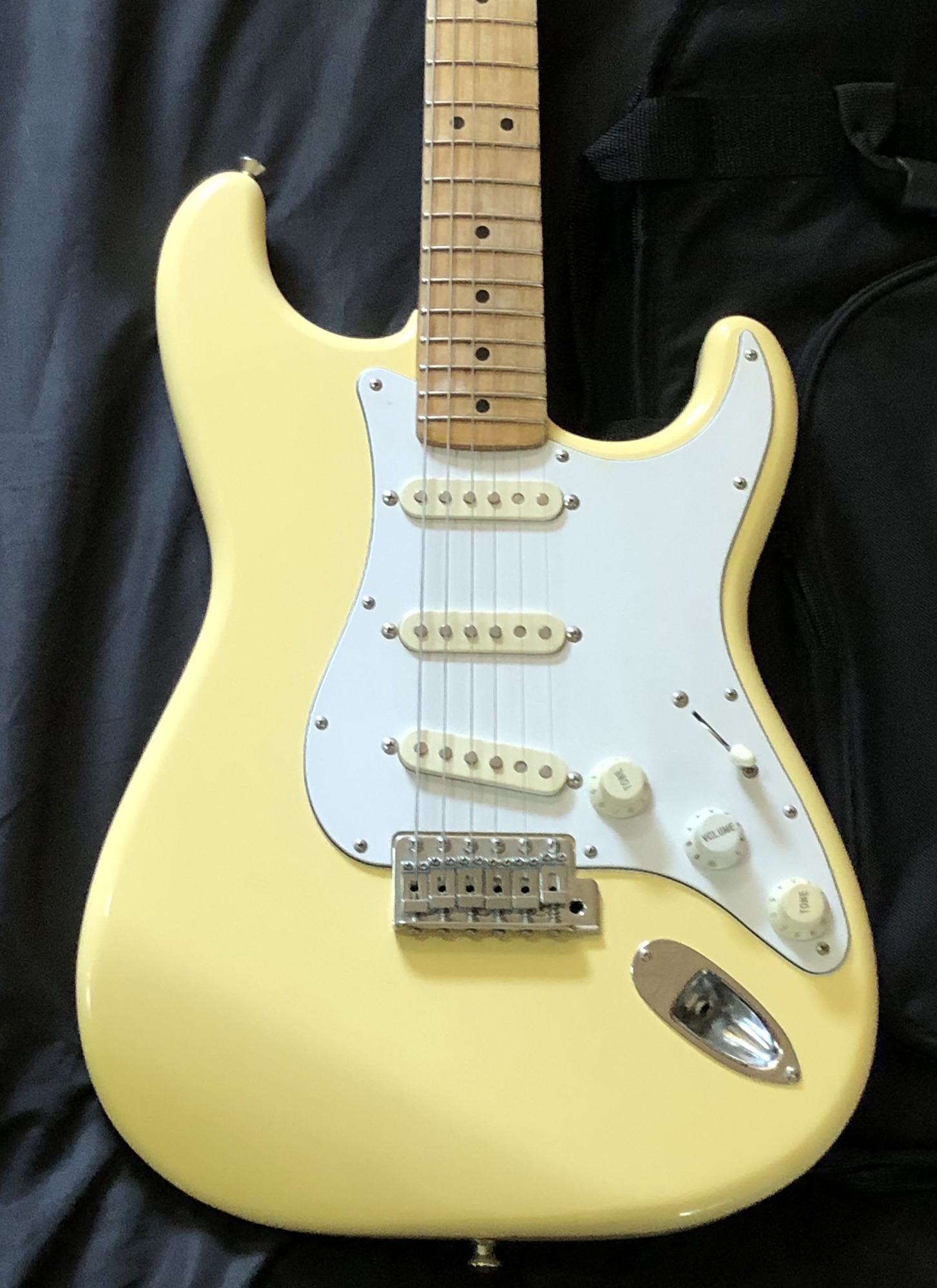 2012 Fender Japan ST72 / Yellow White 〜 SOLD | High Hopes 