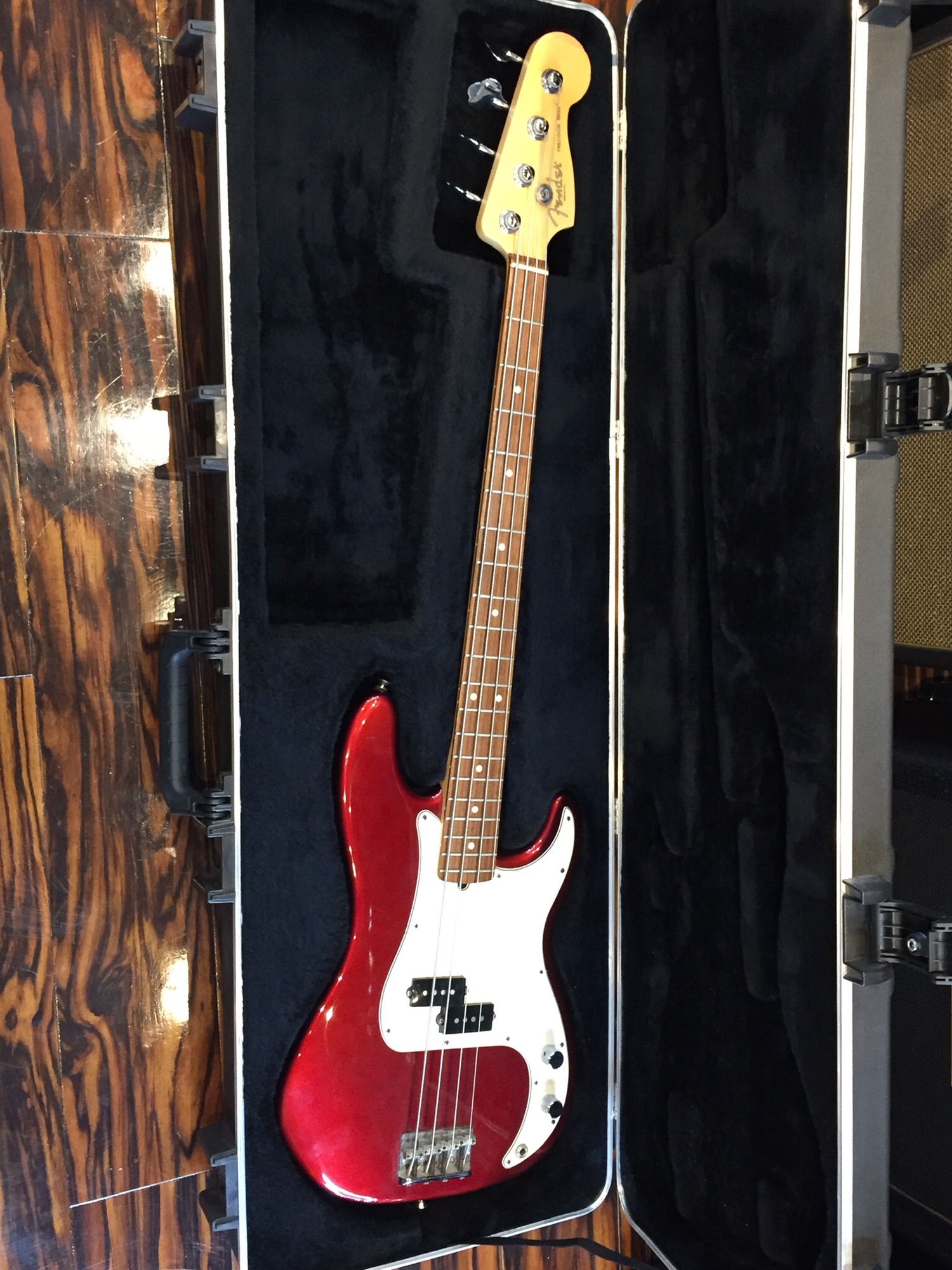 2008 Fender USA American Standard Precision Bass / Candy Cola