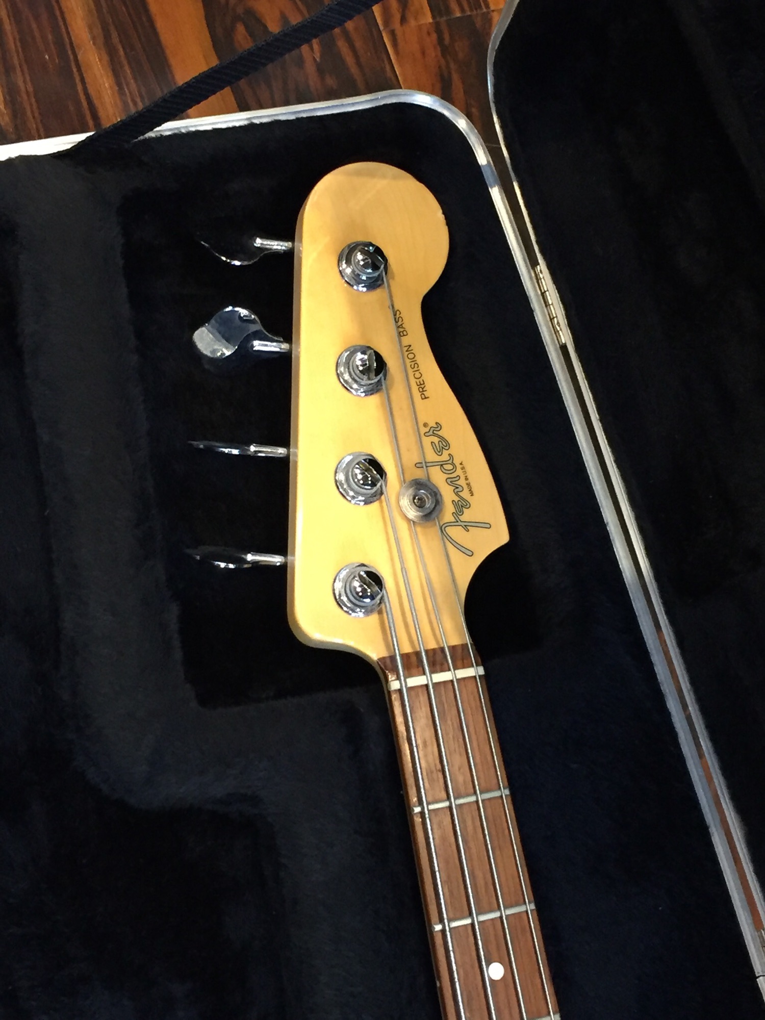 2008 Fender USA American Standard Precision Bass / Candy Cola