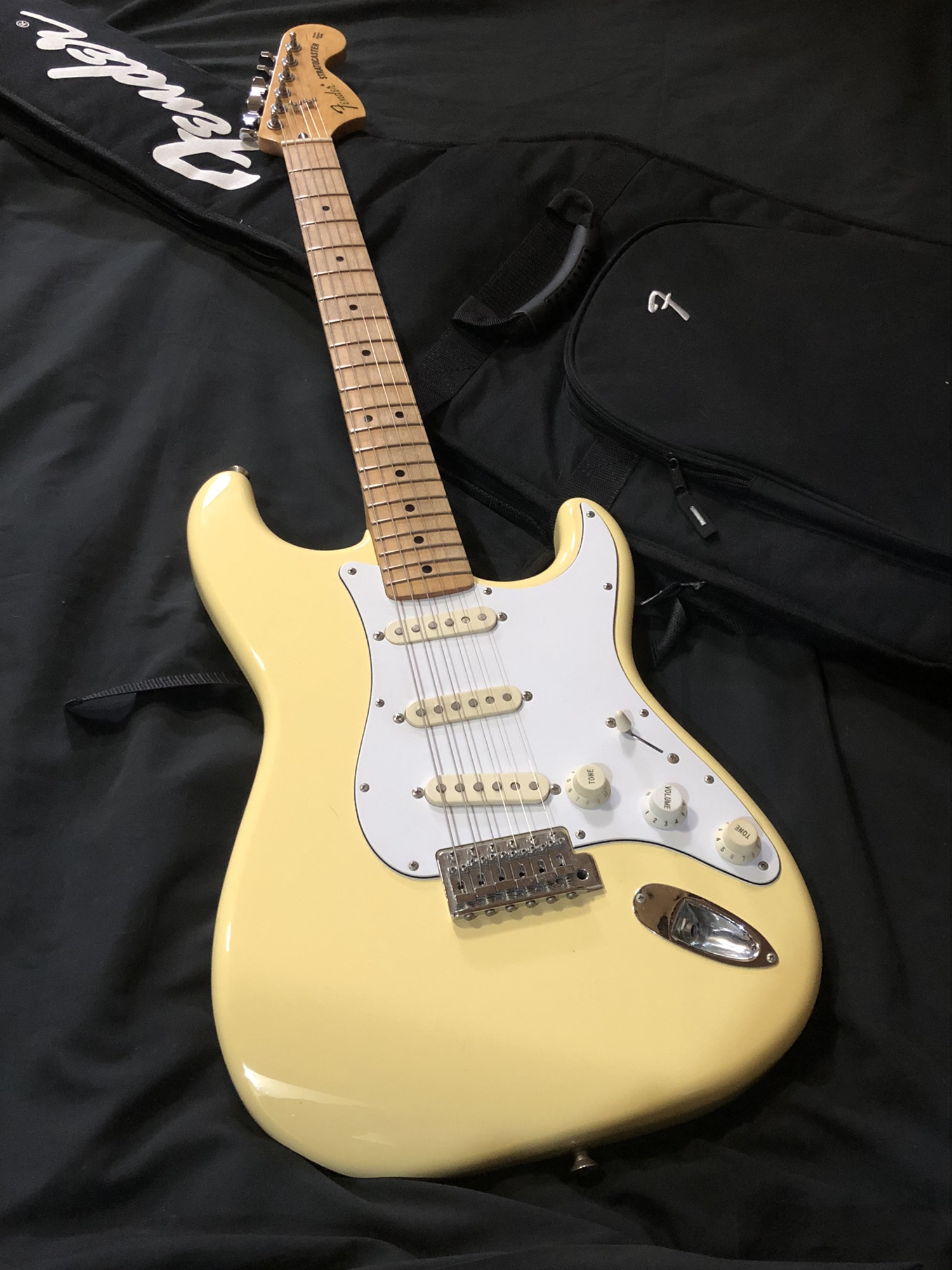 2012 Fender Japan ST72 / Yellow White 〜 SOLD | High Hopes 