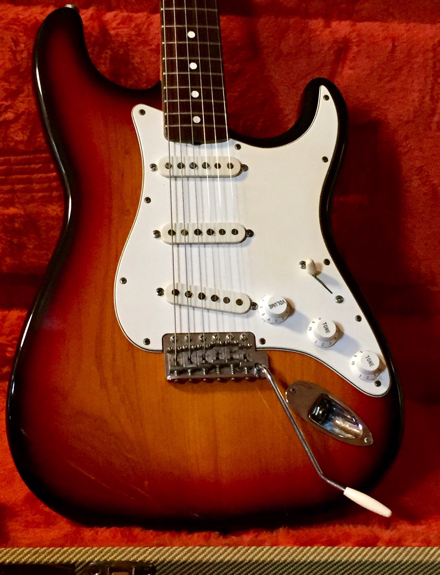 1993 Fender USA 62 Vintage Stratocaster Flame Neck 3TS/R