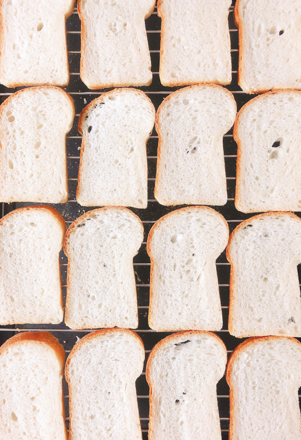 キノコ型ミニ食パン ラスク Only Bread