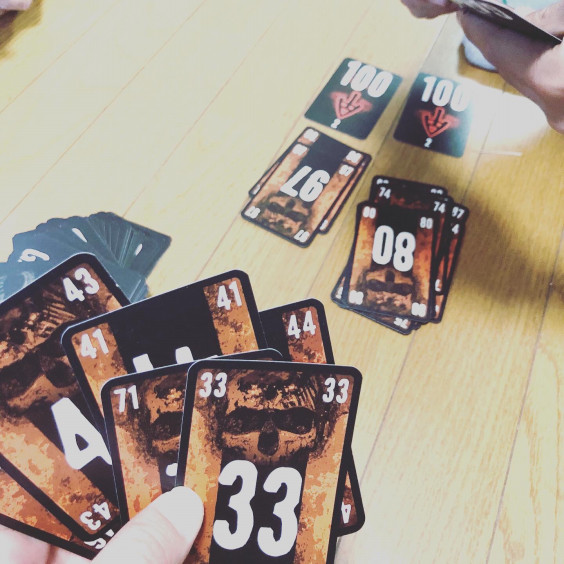 新しいカードゲーム 小学生の あふたーすくーる と小さな子どもの かるちゃーるーむ 新しいカードゲーム 小学生の あふたーすくーる と小さな子どもの かるちゃーるーむ