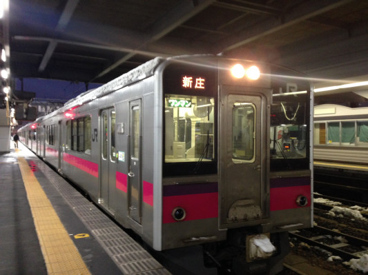 奥羽本線 秋田駅 新庄駅 150 1km乗車記 大雪のダイヤ乱れ悪戦苦闘も安全第一 たまそらの街歩き 食べ歩き 旅日和