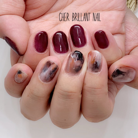 大理石風ネイル ボルドー アシメネイル Cher Brillant Nail