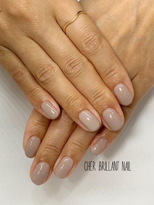 グレージュワンカラーネイル Cher Brillant Nail シェルブリアンネイル