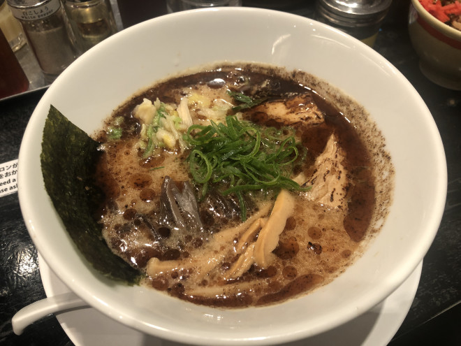 東京の豚骨系ラーメンのパイオニア 九州じゃんがら の本格ヴィーガンラーメン Yagi Usa Llc