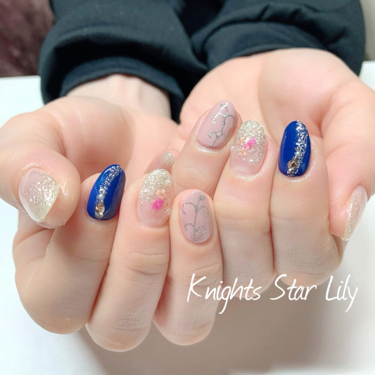 新芽モチーフのニュアンスネイル 名古屋市緑区ネイルサロン Knights Star Lily ナイトスターリリー