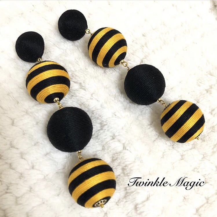 10　オリジナルボーダーが可愛い４連ボンボンピアス☆ 10 オリジナルボーダーが可愛い4連ボンボンピアス ルボンボン les bon