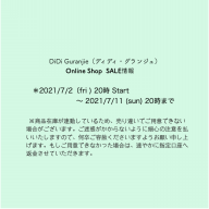 ニットワンピースのハンガー掛け Didi Guranjie ニットワンピースのハンガー掛け Didi Guranjie