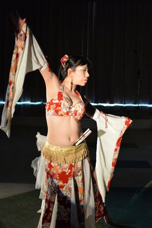 ベリーダンスの衣装 | 名古屋 豊橋のオーダーメイド専門ドレス