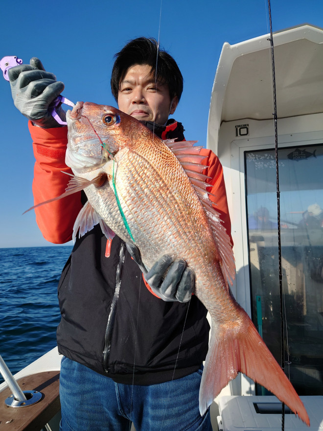 6 4 真鯛３ 釣り船 ジョーカー