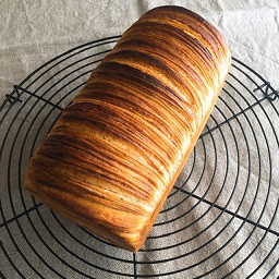 ウールパン Atelier Blossom