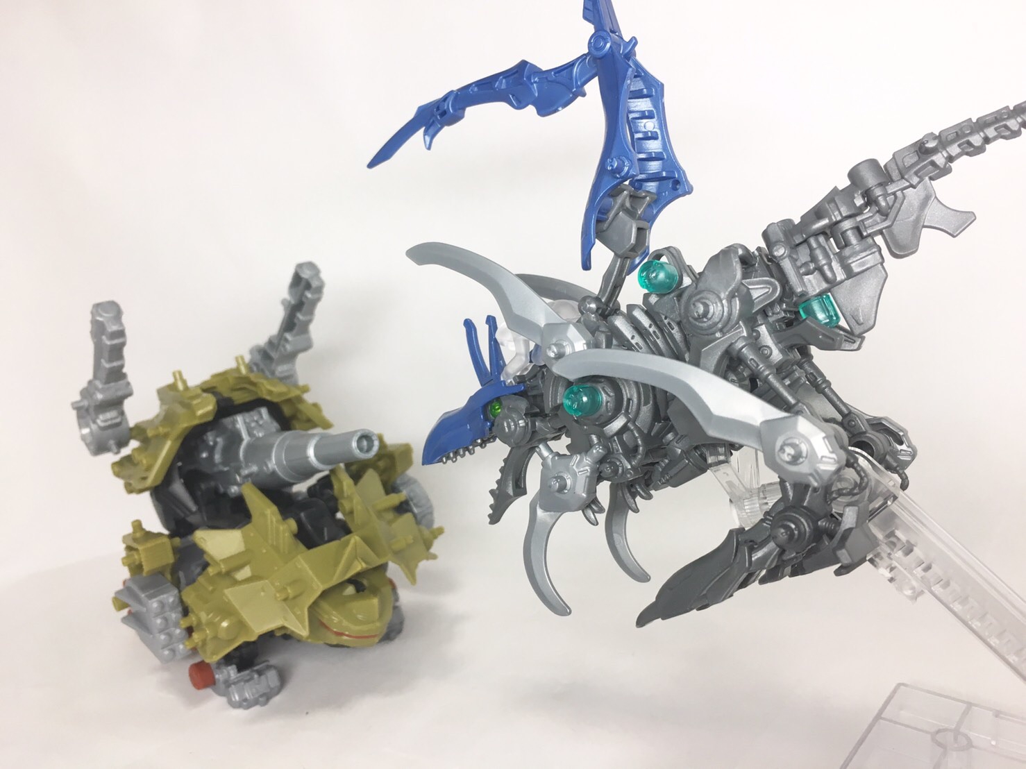 ZW ラプトリア ＆ バズートル レビュー | 退屈と惰性と 改