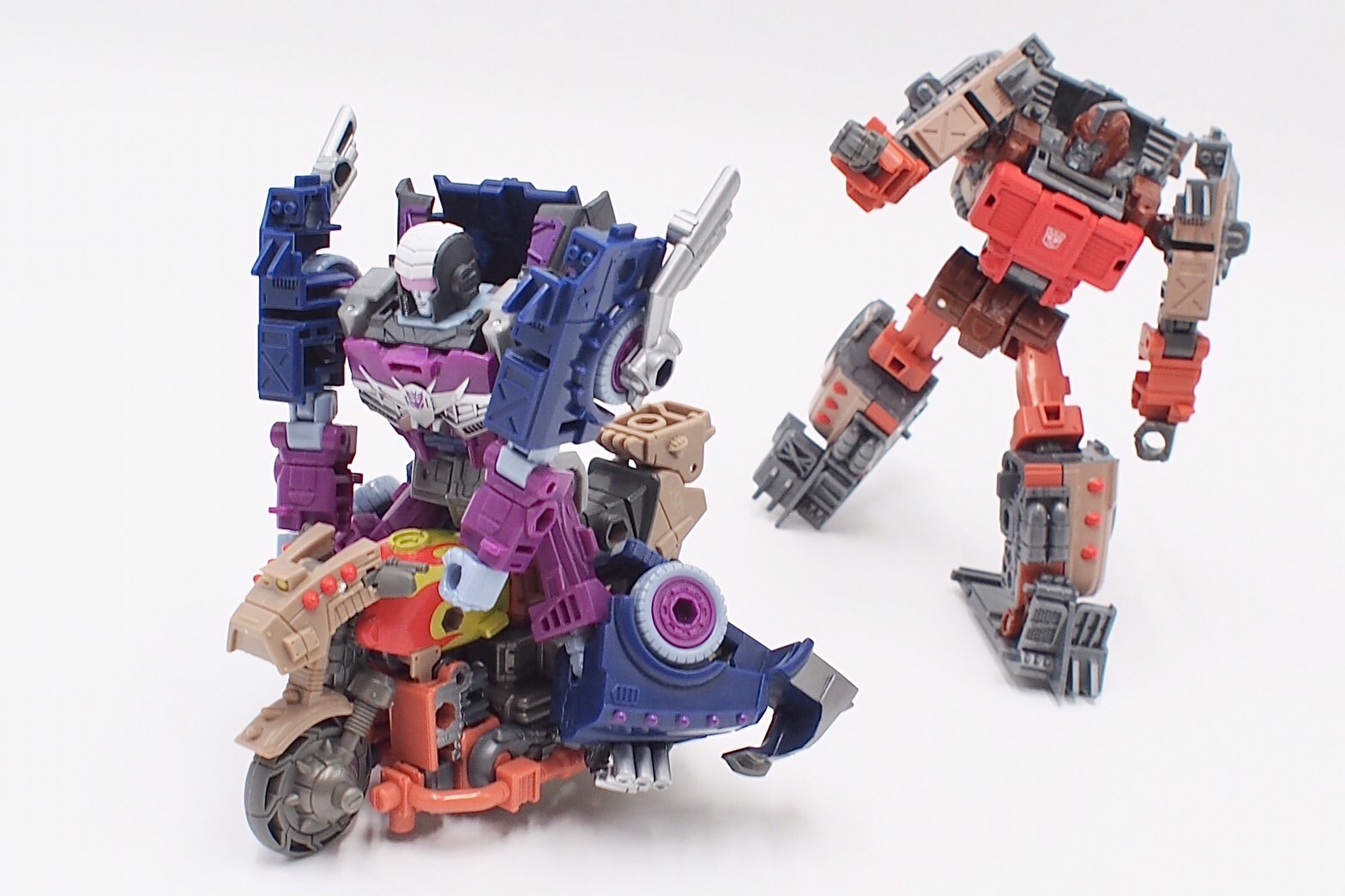【新品・未開封】トランスフォーマーレガシー クラッシュバー　アクセルグリース トランスフォーマーレガシーエヴォリューション TL-45 アクセル