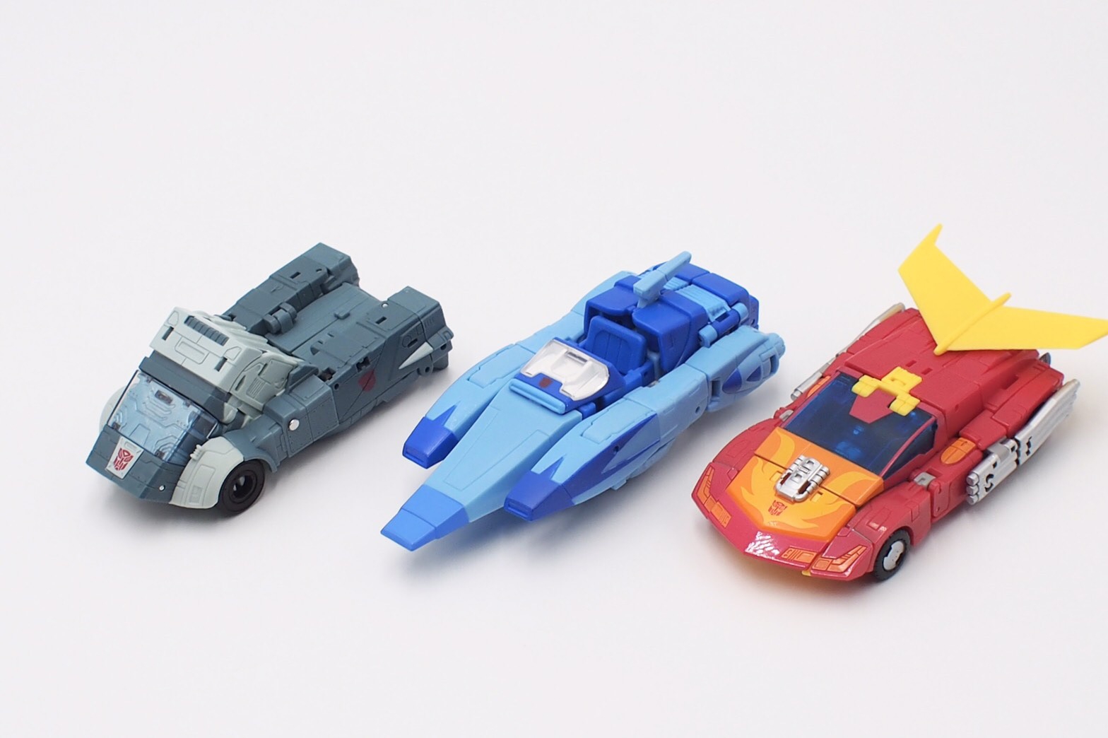 SS-61 カップ　SS-63 ブラー　2体セット SS-61 カップ｜トランスフォーマーオフィシャルサイト｜タカラトミー