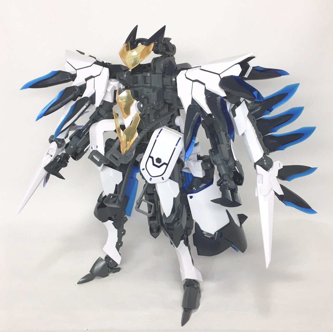 ギガンティックアームズ ルシファーズウイング レビュー | 退屈