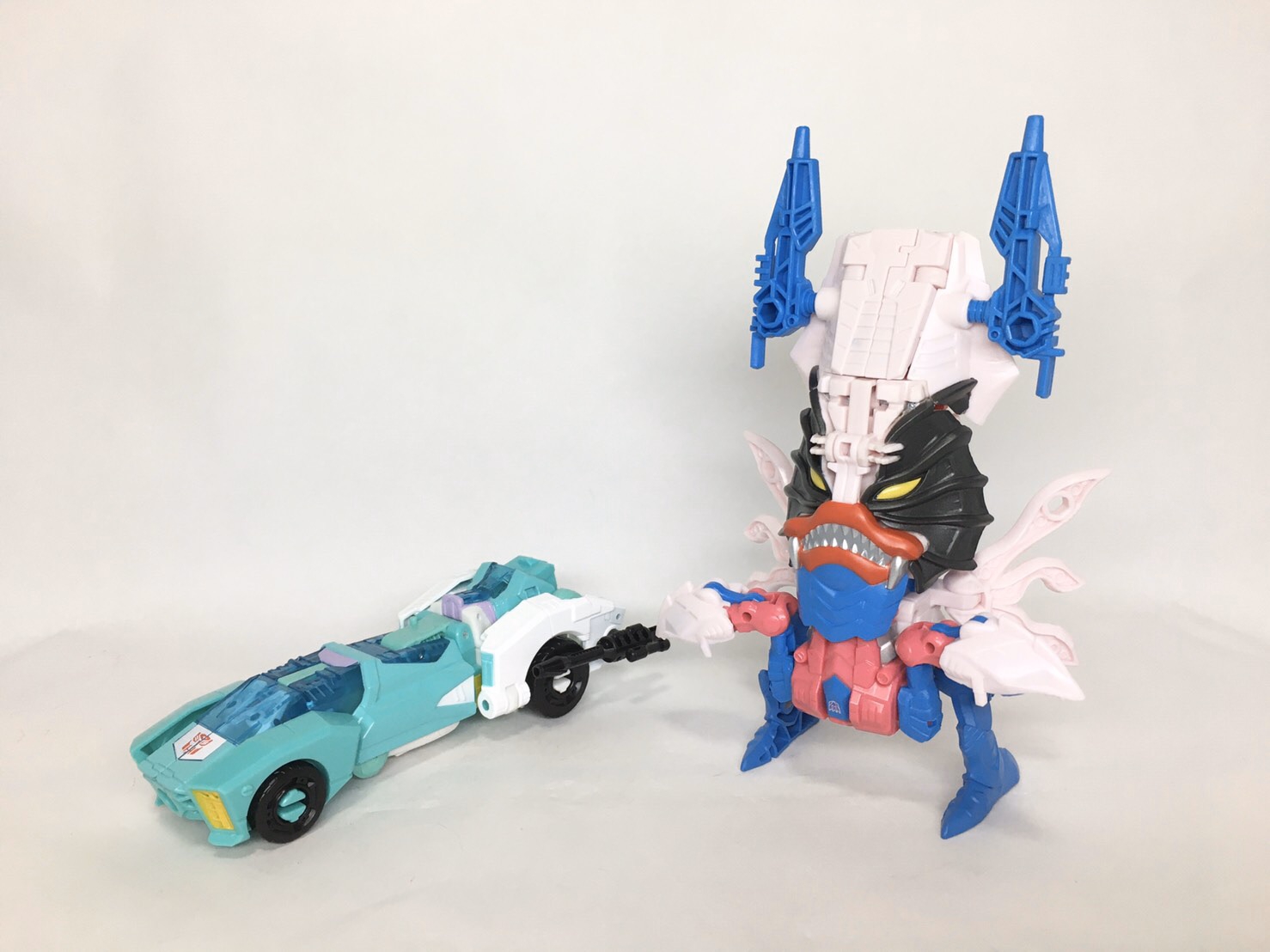 トランスフォーマー ジェネレーションズセレクト キングポセイドン