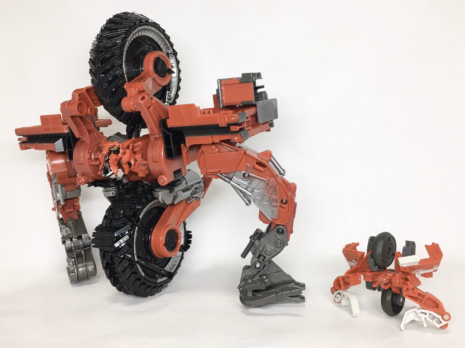 8beb9788b0d00f45fa008f8d57f349