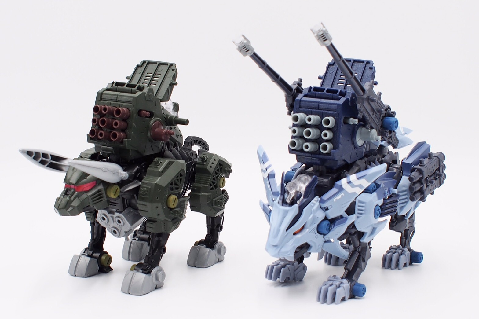 1/35 ZWR01 クライブ・ディアス専用ワイルドライガー ZWR01 クライブ・ディアス専用ワイルドライガー｜商品情報