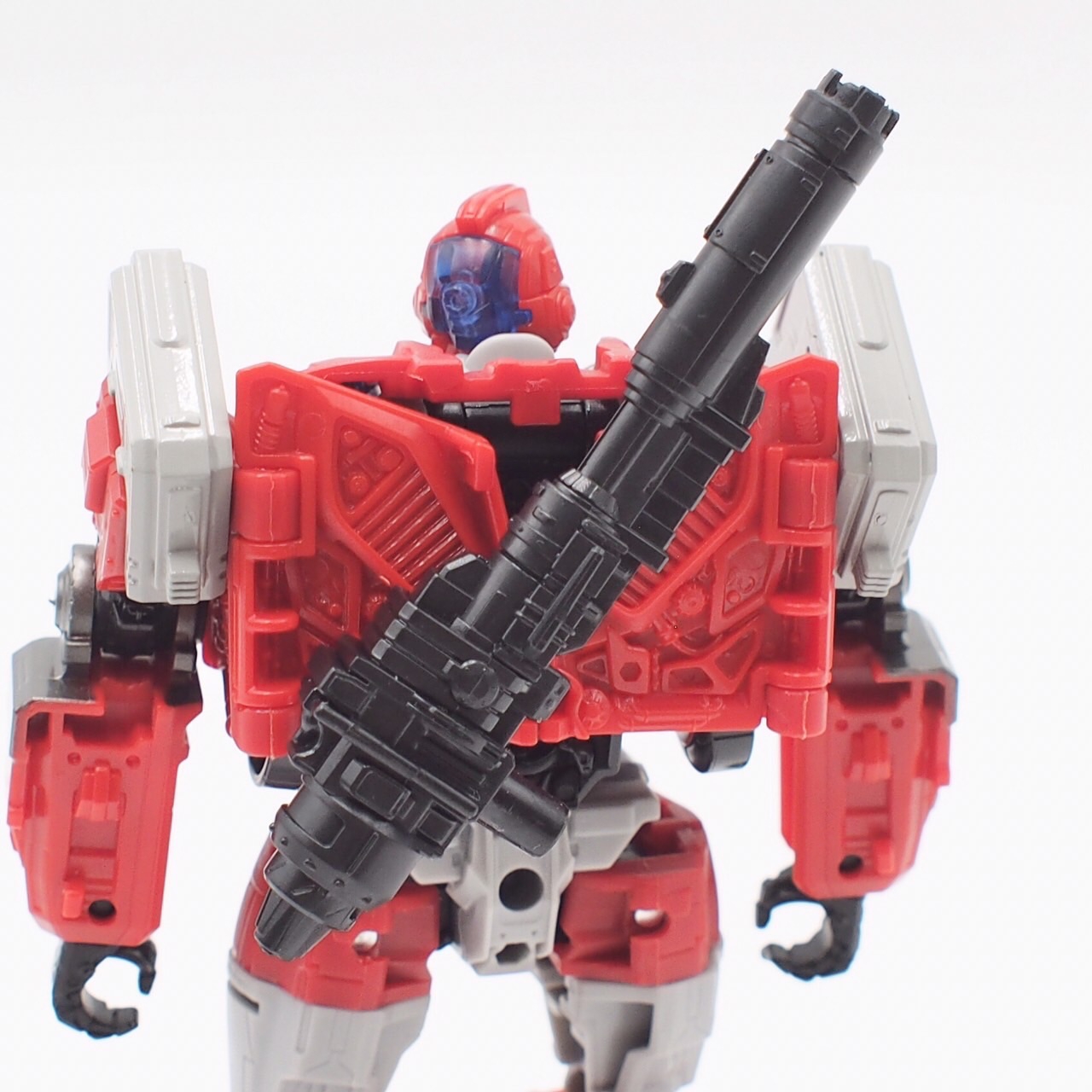 SS アイアンハイド（バンブルビー版） レビュー | 退屈と惰性と 改