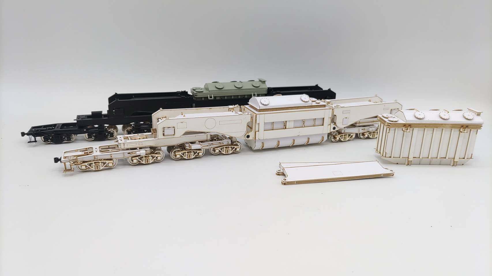 Nゲージ】サンメック製シキ700とペアーハンズ製シキ810 - 鉄道模型