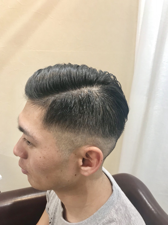 メンズ外国人風ヘアースタイル 儀間宏樹の美容師日記 沖縄風サロン Reir レイール メンズ外国人風ヘアースタイル 儀間宏樹の美容師日記 沖縄風サロン Reir レイール