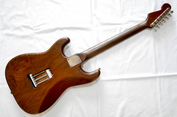 Fender Japan ST62-115 Walnut 80