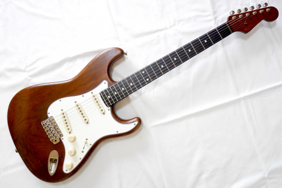 Fender Japan ST62-115 Walnut 80