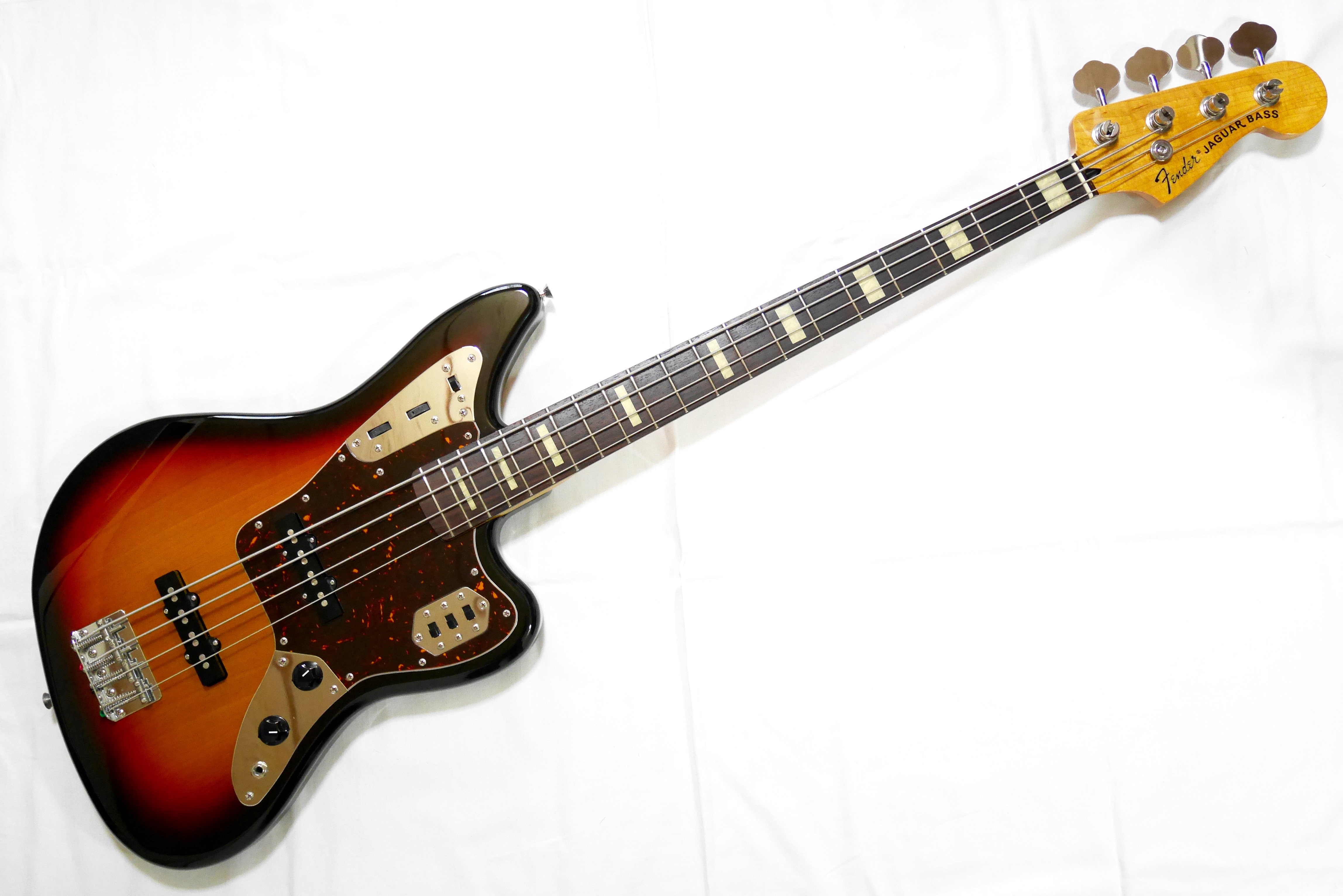 HOT低価Fender JAPAN / JAGUARBASS フェンダージャパン　ジャガーベース フェンダー