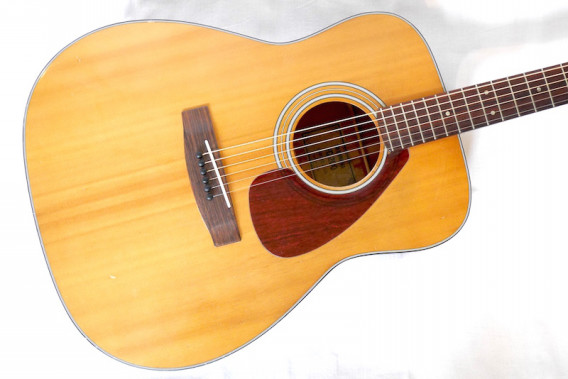 YAMAHA FG-200 1973