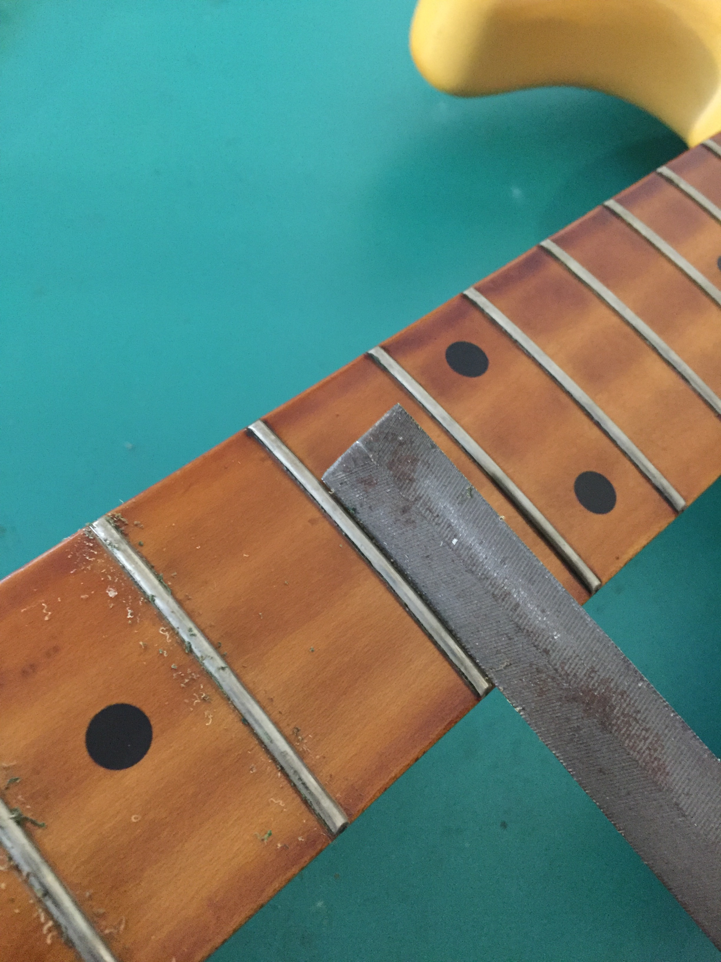 H様 MUSICMAN Stingray フレット＆ナット交換 | Guitar Shop FOOLS GOLD