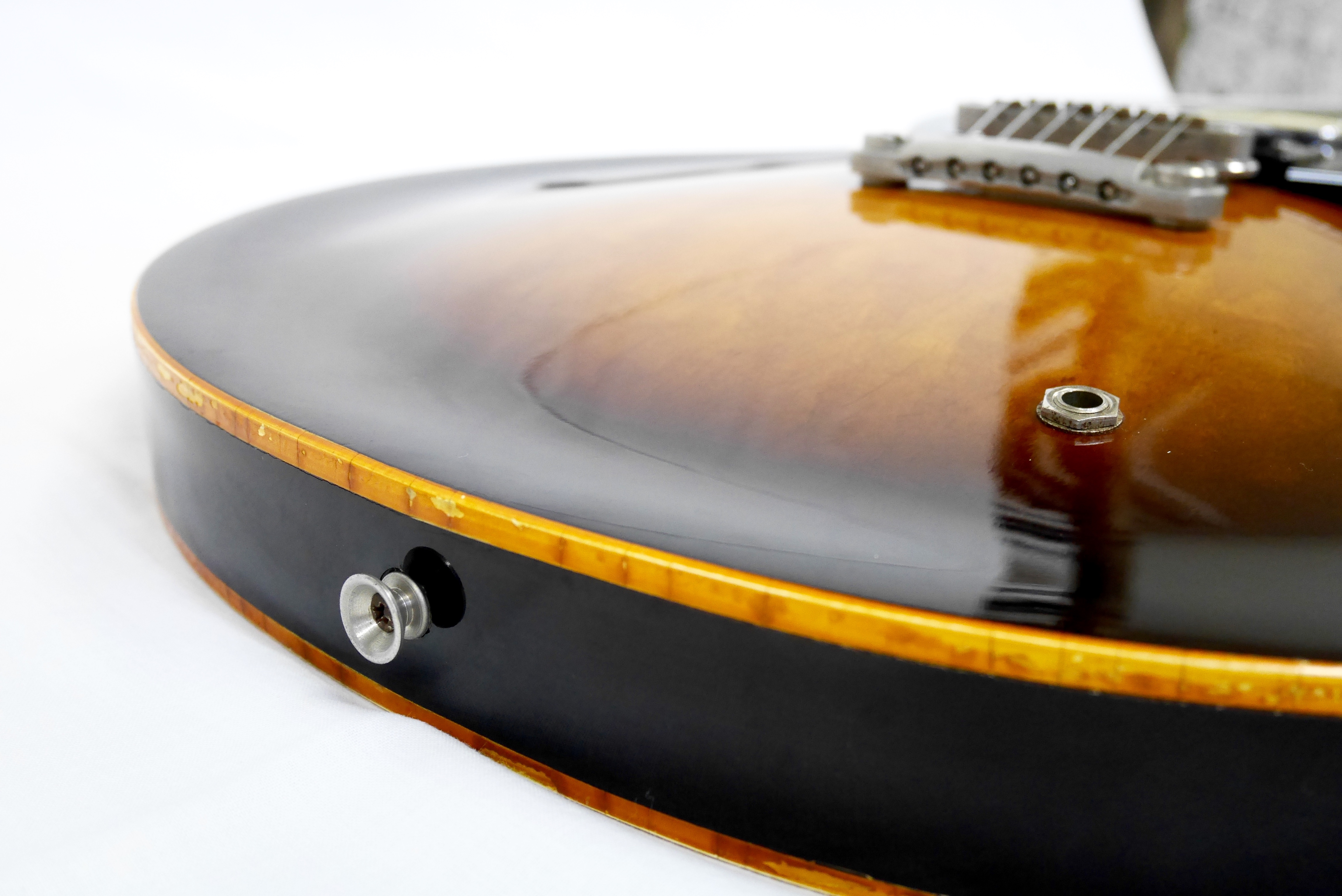 Navigator SA model with Gibson T-backer | Guitar Shop FOOLS GOLD