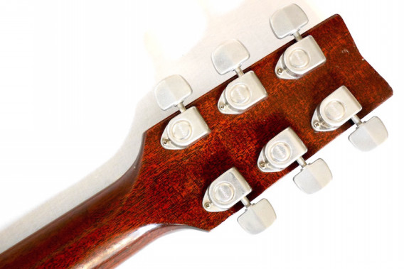 YAMAHA FG-200 1973
