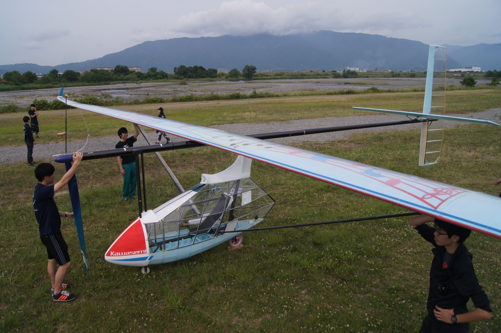 プロフィール 大阪工業大学人力飛行機プロジェクト プロフィール 大阪工業大学人力飛行機プロジェクト