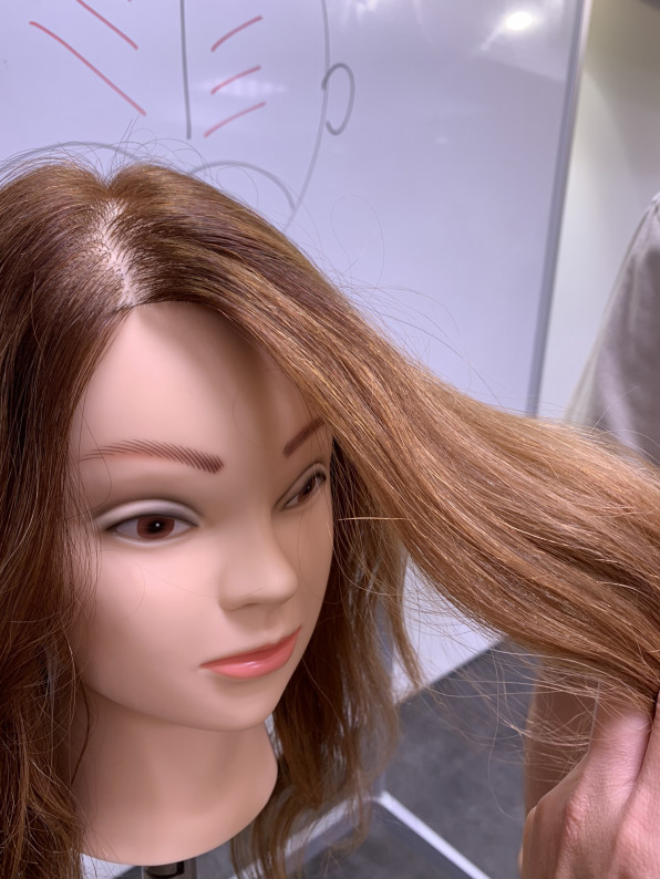 前髪に入れるフェイスフレーミングを勉強してきました 仙台 美容師 石沢知康のイッシーブログ